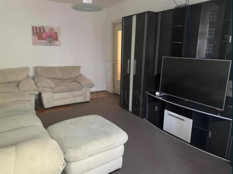 Complexul Studentesc - 2 Camere - Etaj 2 cu LIFT - Centrala termica proprie - De - 2