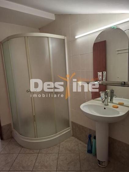 Casă individuală cu 6 camere cu Canalizare în Poiana Câmpina