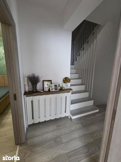 Casa duplex cu 4 camere, P+1 ?i mansarda, curte 260mp, PRET NEGOCIABIL - 8