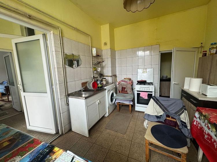 Apartament 1 camera decomnadat, 40mp la casa, curte comuna+pod-Central - 6