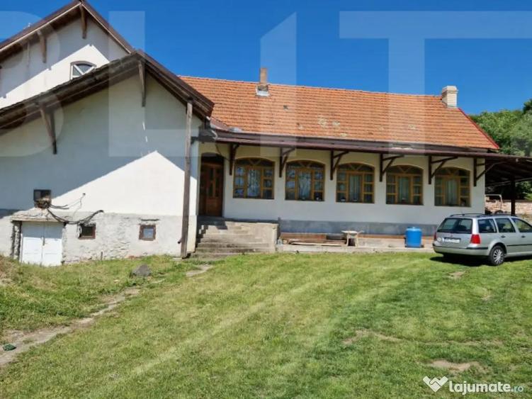 Casa de Familie | 175 mp + Curte 3166 mp | Tatara?ti, B - 16