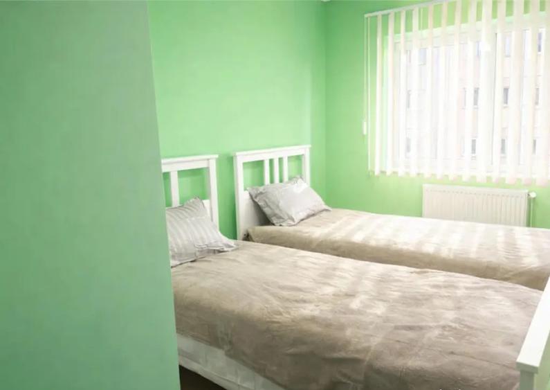 Proprietate personalizata, mobilata si echipata, Central, Br - 5