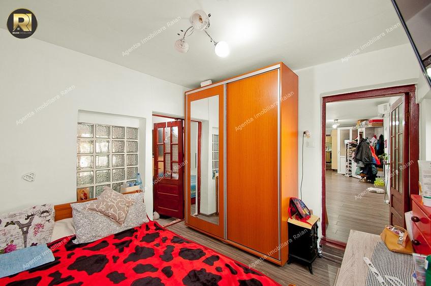 Vanzare casa in Galati, str.Traian, aproape de Shopping City, teren 370 mp - 3