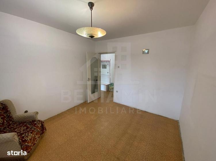 Apartament cu 3 camere semidecomandat în Griviței
