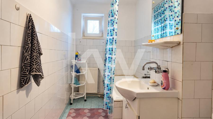 Apartament cu 3 camere decomandat, mobilat în Răcădău