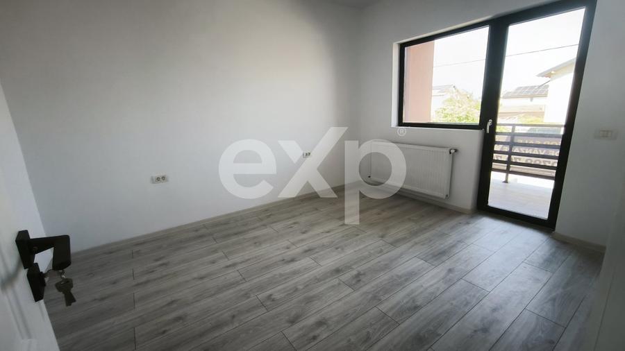 Casă cu 4 camere cu Canalizare în Trivale Platou