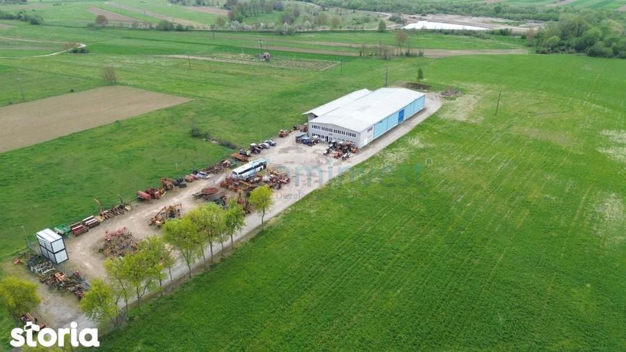 Spațiu comercial, de 1,400 mp, în Aușeu