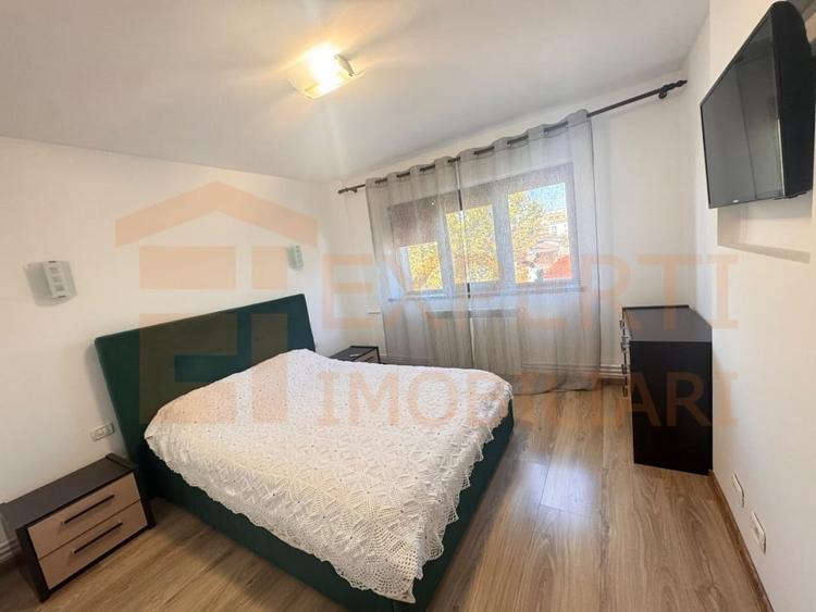 Apartament 3 camere decomandat, renovat integral, de vânzare în KM 5 – Constanța - 8