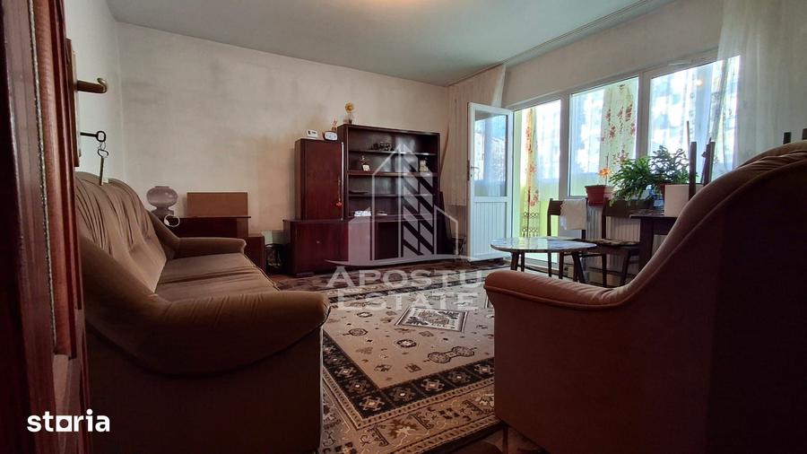 Apartament cu 3 camere în Micălaca