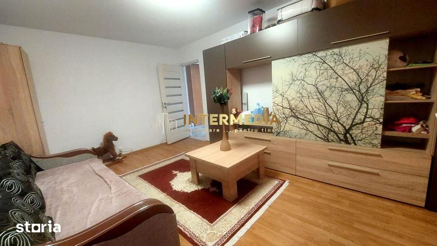 Apartament cu 2 camere decomandat în Ampoi 3
