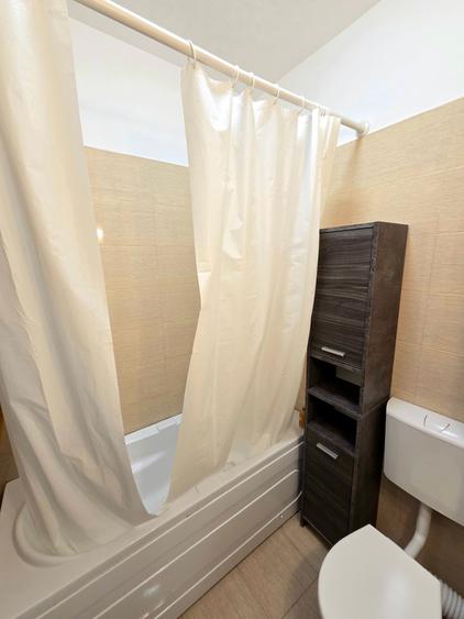 Apartament cu 2 camere decomandat în Militari
