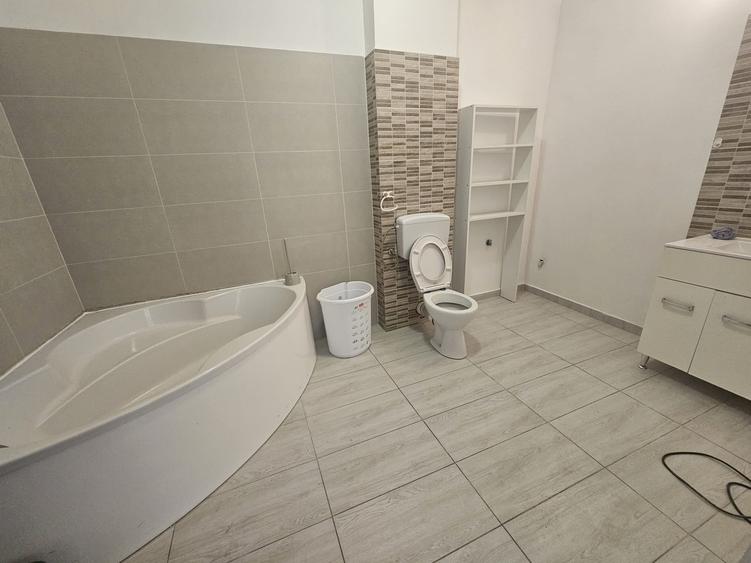 Casă individuală cu 3 camere cu Teren 131 Mp în Dâmbovița