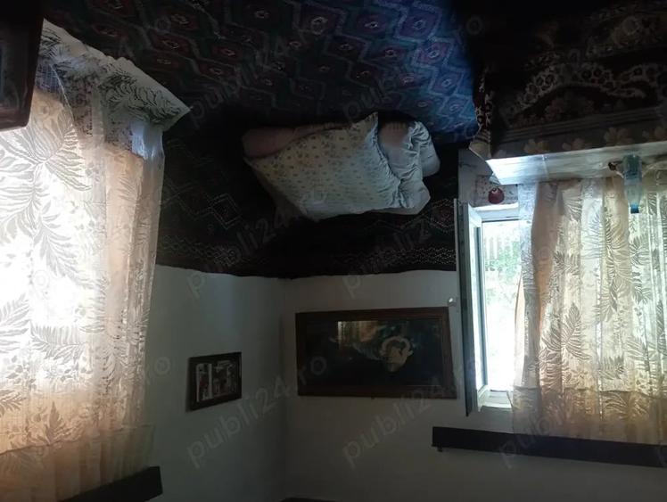 Casă cu 3 camere în Dragoș Vodă