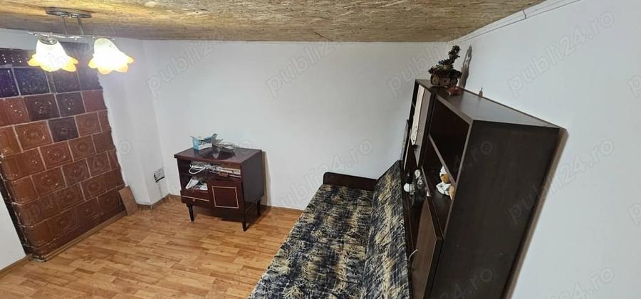 Casă cu 2 camere cu Teren 11000 Mp în Mitrofani