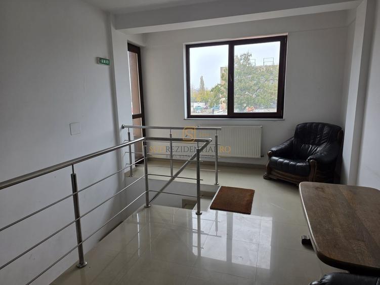 Apartament cu 4 camere decomandat în Olteniței
