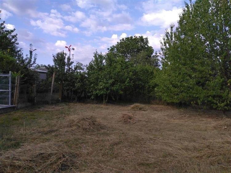 Teren Construcții intravilan de 3715 mp, în Central