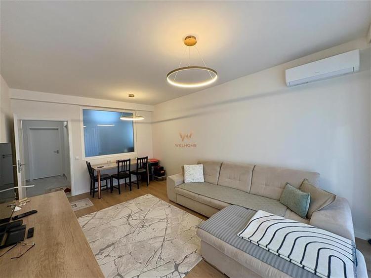 Apartament cu 3 camere semidecomandat în Exterior Vest