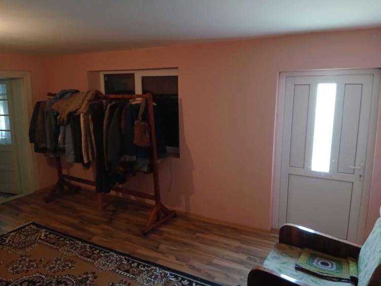 Casă cu 4 camere cu Teren 600 Mp în Birtin