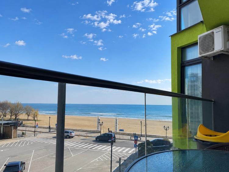 Apartament cu 2 camere semidecomandat, mobilat în Mamaia-Sat