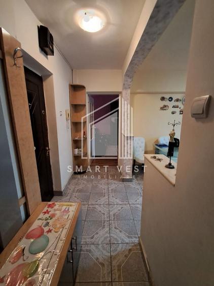 Apartament cu 2 camere decomandat, mobilat în Micro 16