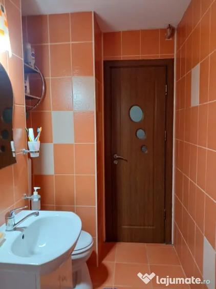 Apartament cu 2 camere nedecomandat în Central