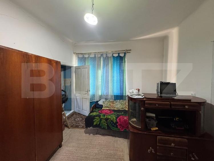 Casă individuală cu 4 camere cu Teren 3697 Mp în Orăștie