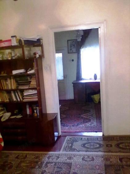 Casă cu 4 camere cu Teren 100 Mp în Dorobanți