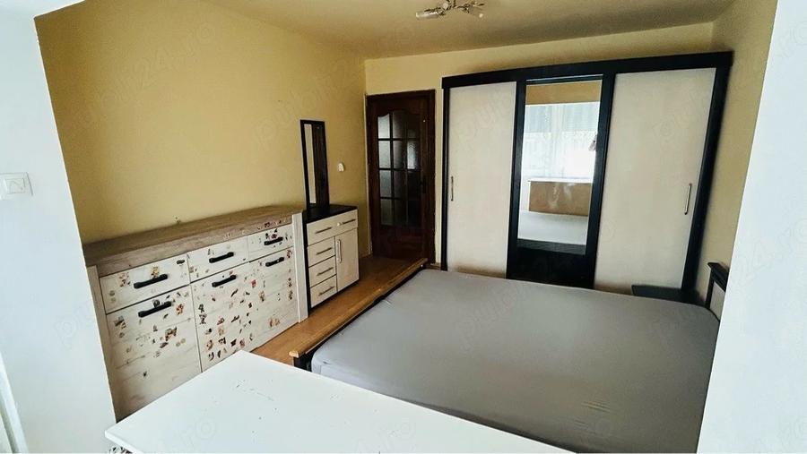 Apartament cu 3 camere decomandat, mobilat în Lipovei