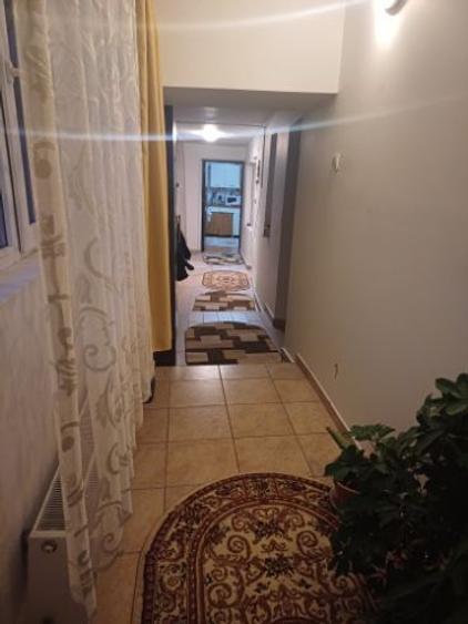 Casă cu 3 camere cu Canalizare în Giulești