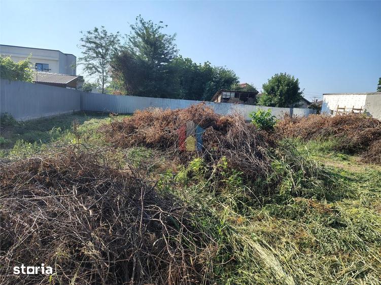 Teren de 941 mp, în Chercea