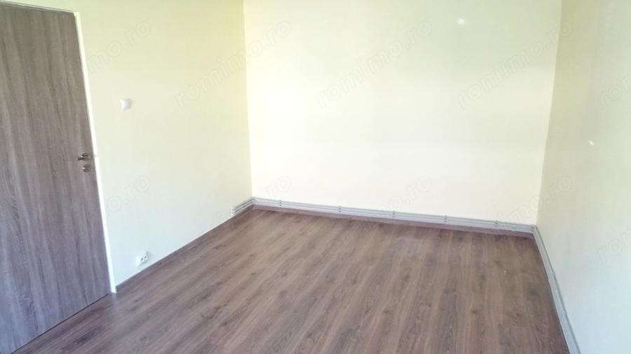 Garsonieră decomandată în Zamfirescu