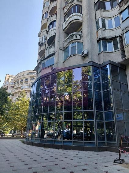 Spațiu comercial, de 873 mp, în Unirii