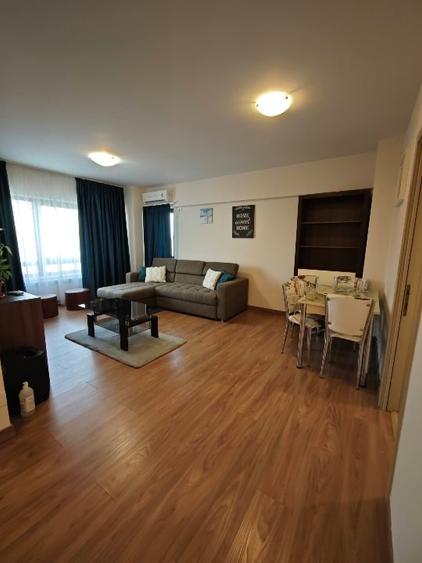 Apartament cu 3 camere decomandat, mobilat în Tătărași