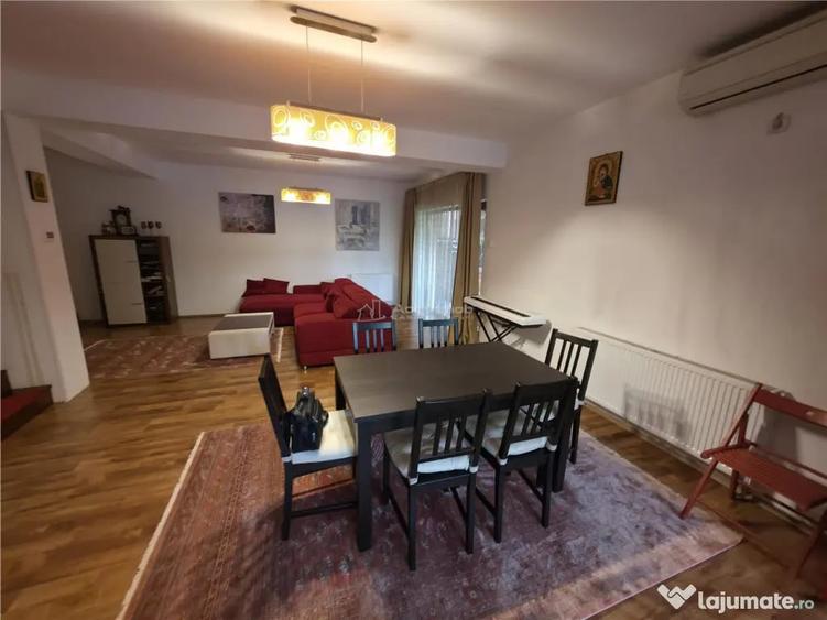 Casă cu 4 camere cu Teren 180 Mp în 1 Decembrie