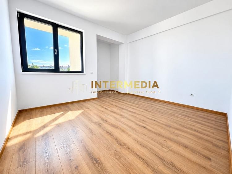 Apartament cu 2 camere decomandat în Cetate