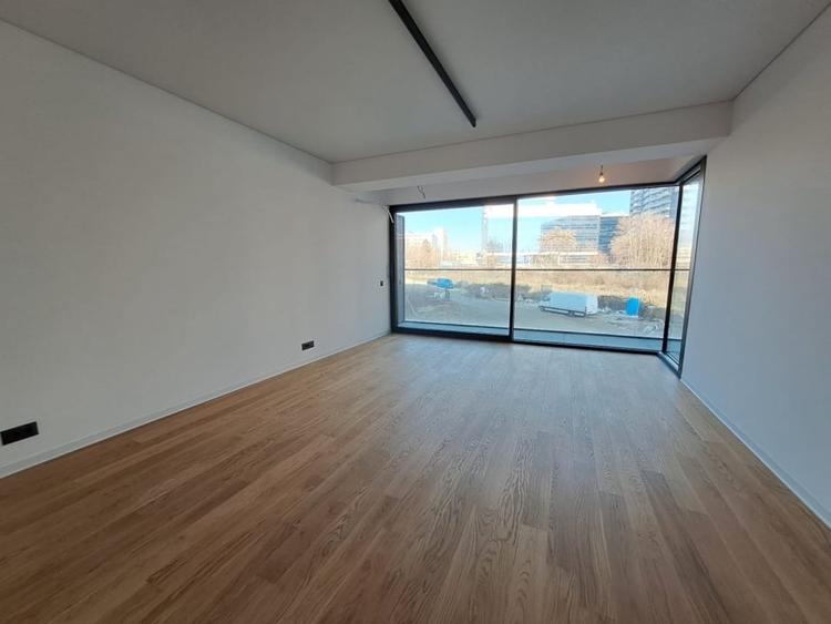 Apartament cu 2 camere decomandat în Barbu Văcărescu