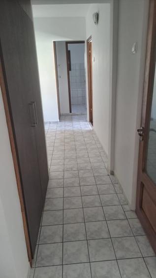 Apartament cu 3 camere decomandat în Gării
