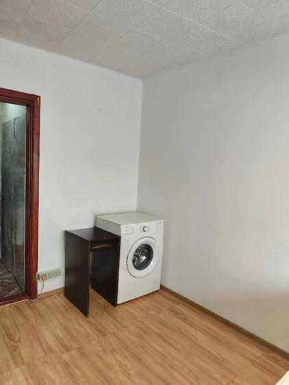 Garsonieră decomandată în Aradului
