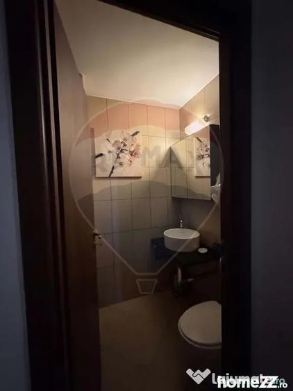 Apartament cu 3 camere decomandat în Națiunile Unite