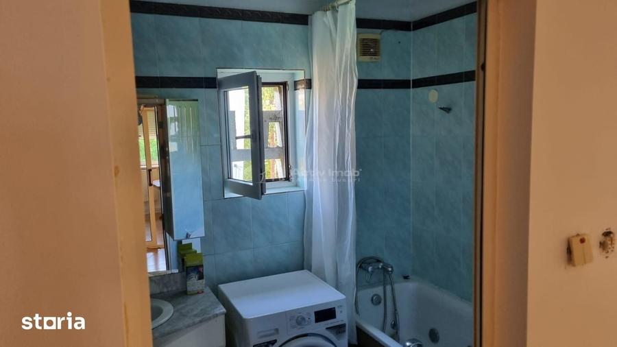 Apartament cu 2 camere decomandat în Bordei