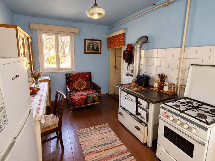 Casă individuală cu 2 camere cu Teren 4000 Mp în Cavnic