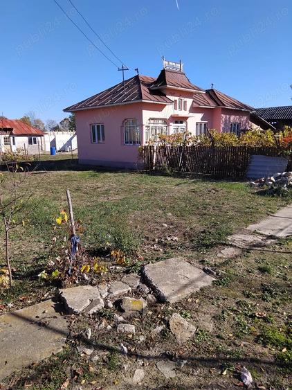 Casă cu 3 camere cu Teren 4000 Mp în Bărăști
