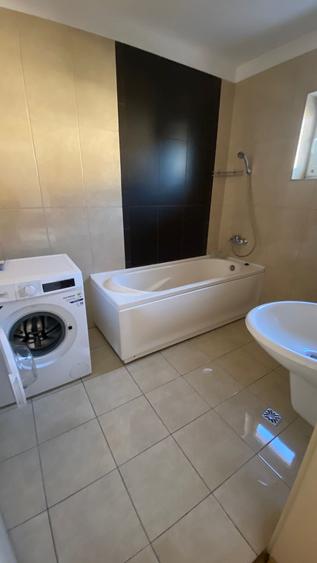 Apartament cu 3 camere în Gheorgheni — fotografia 1