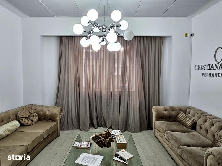 Casă cu 9 camere cu Teren 115 Mp în Primăverii