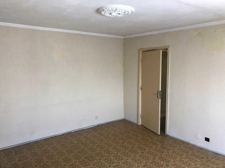 Apartament cu 2 camere semidecomandat în Găvana
