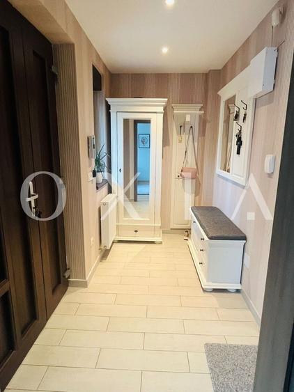 Duplex cu 5 camere cu Canalizare în Dumbrăvița