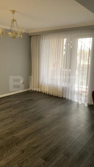 Duplex cu 6 camere cu Canalizare în Unirea