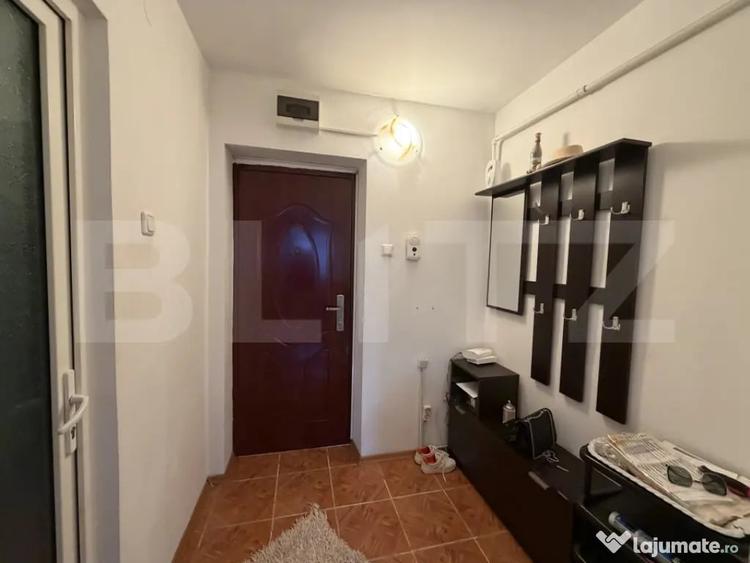 Garsonieră decomandată în Central