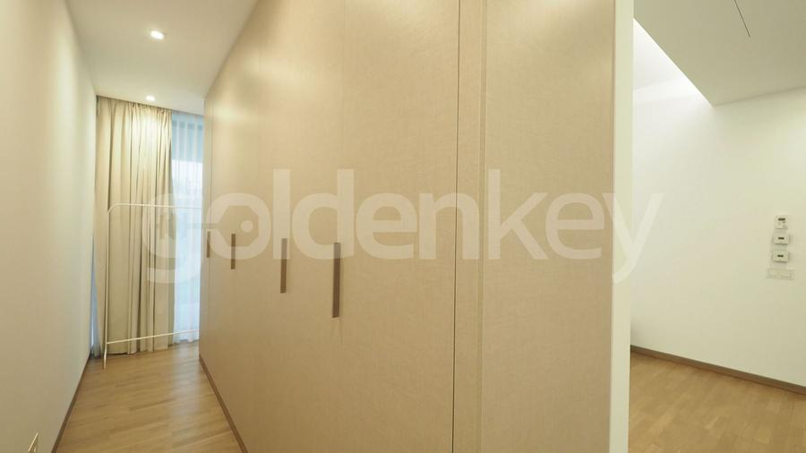 Apartament cu 4 camere decomandat, mobilat în Primăverii