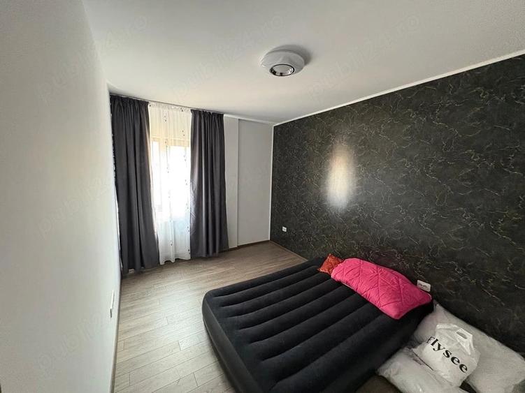 Apartament cu 3 camere decomandat în Florești